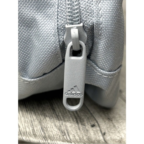 NEW Adidas Toiletry Bag for Gym or Sports - Picture 5 of 10
